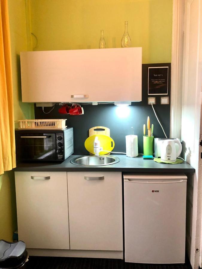 Spacious Tuzlaks Apartments Sarajevo Ferhadija Eksteriør billede